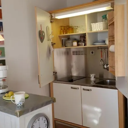 Zum Wohlfuhlen Fur 4 Erwachsene +1 Kind, Schwimmbad Vor Der Tur Tiere Erlaubt