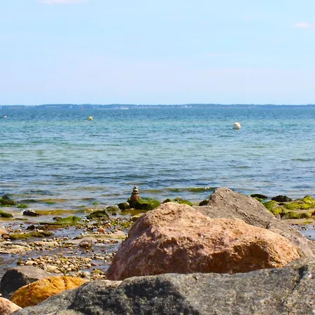 Zum Wohlfuhlen Fur 4 Erwachsene +1 Kind, Schwimmbad Vor Der Tur Tiere Erlaubt *