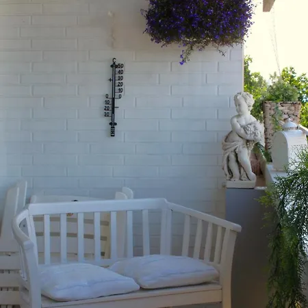 Zum Wohlfuhlen Fur 4 Erwachsene +1 Kind, Schwimmbad Vor Der Tur Tiere Erlaubt Apartament Sierksdorf